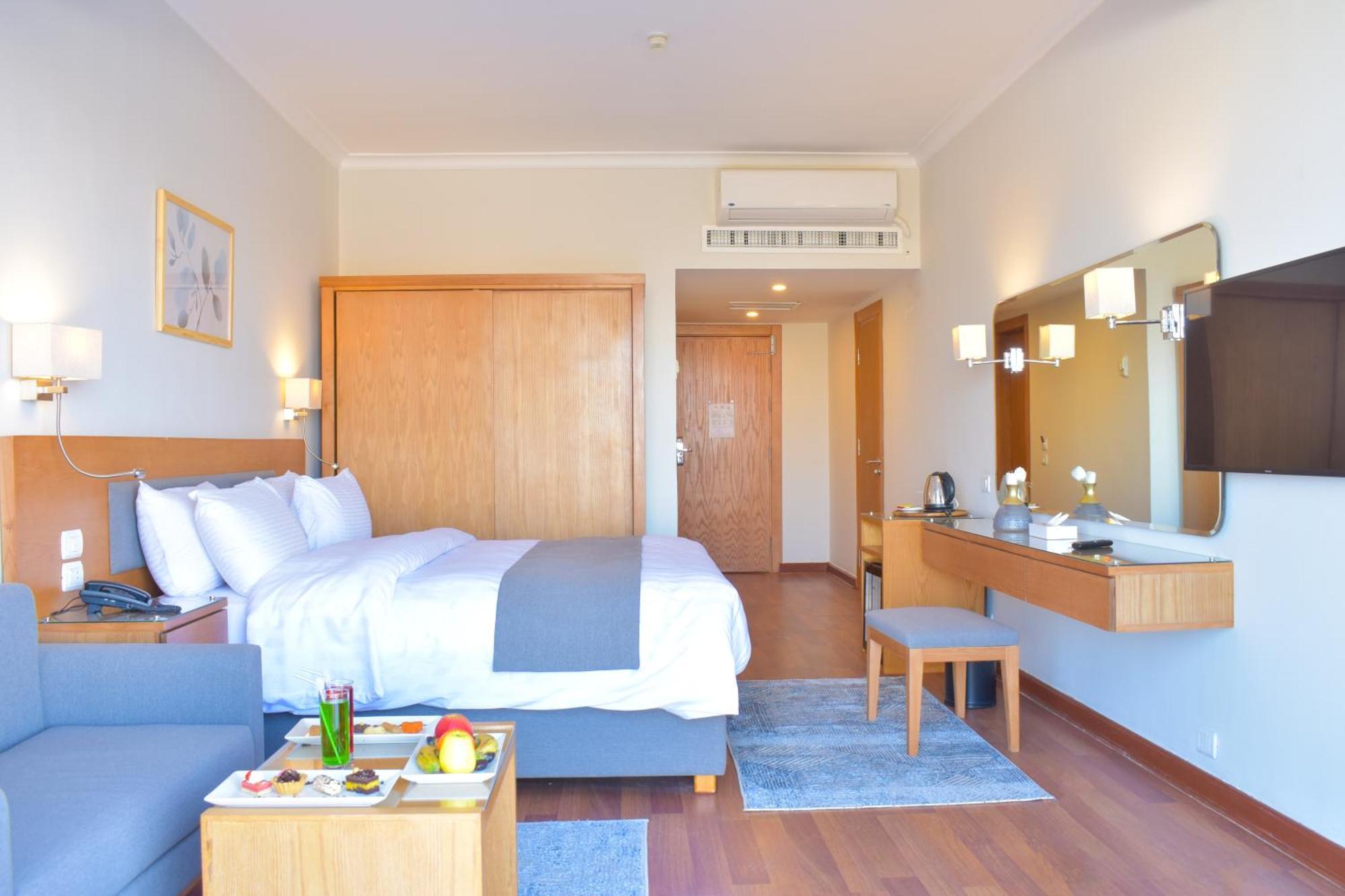 Basma Executive Club Hotel Aswan Exterior photo