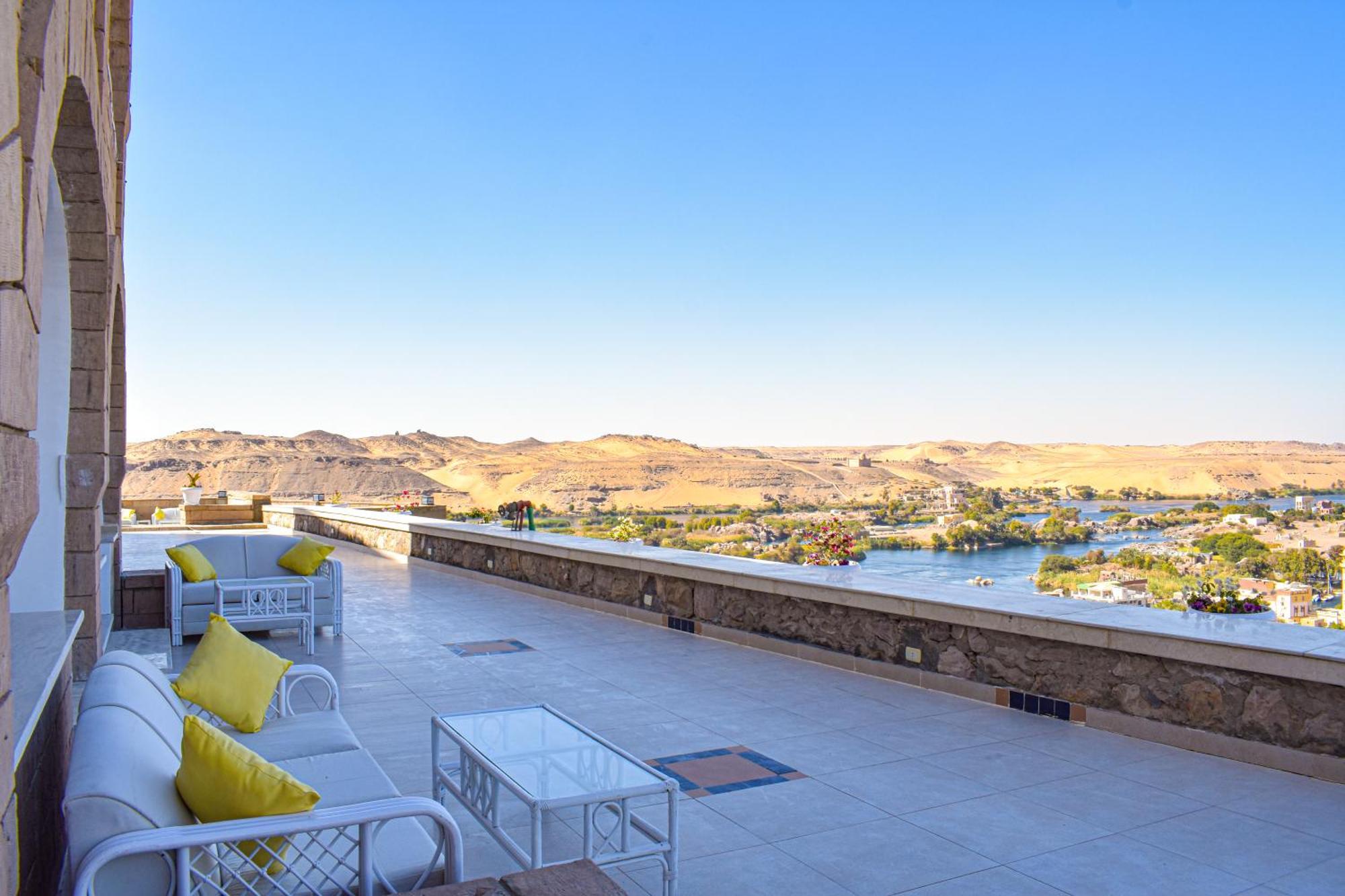 Basma Executive Club Hotel Aswan Exterior photo